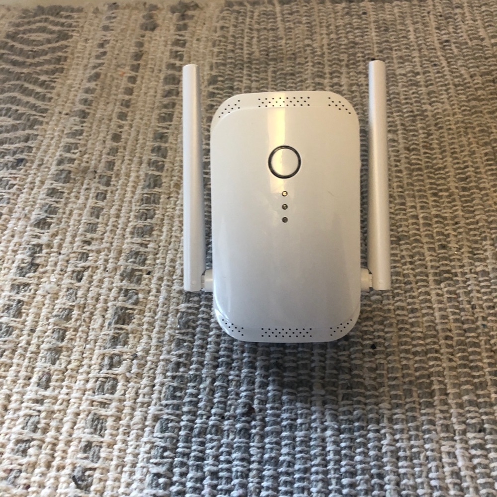 Loom N300 WiFi Extender